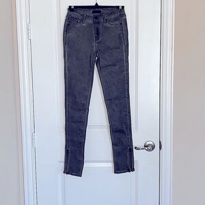 Comune Mid Rise Gray Jeans Size 26